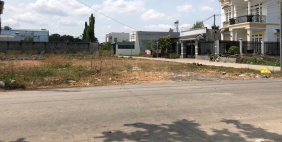 Bán lô đất long phước ngay mặt tiền hương lộ 12 cách QL 51 300m , 100m2 giá 1ty1