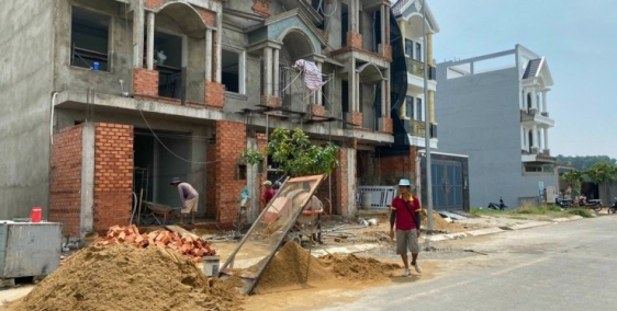 Chính chủ gửi bán lô biệt thự 175m2 giá đầu tư Ngay vòng xoay trần văn giàu vớ