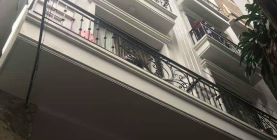 Bán căn hộ dịch vụ CCMN -MÁY IN TIỀN- Pháo Đài Láng- Chỉ 8,4 Tỷ- 65m2*7 tầng