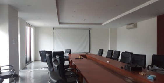 Cho thuê nhà xưởng đẹp, đầy đủ, diện tích 8000m2 KCN Đại Đồng.