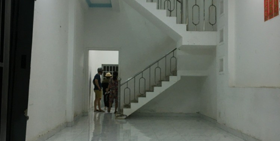 Nhà khu Tên lửa DT 4x15, giá 10tr/tháng