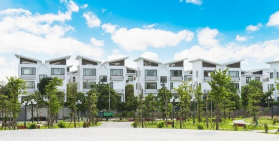 Biệt thự gần phố cổ cực đẹp có hầm đậu xe, giá 90tr/m2