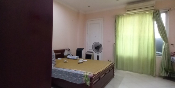 58m2x5 tầng mặt phố Nguyễn Công Hoan. Giá chào 27.9 tỷ.