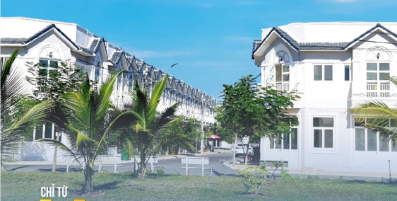 Bán nhà mặt tiền đường nhựa. khu dân cư sầm uất. Chợ - C1,2,3