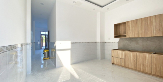 Cần bán căn nhà 108m2 mới xây đường huỳnh văn trí, cách chợ bình chánh 10p.