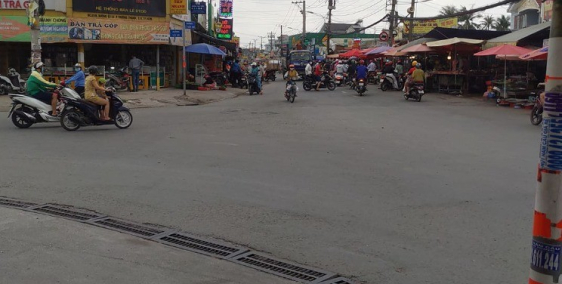 Bán nhà mặt tiền đường lò lu dt 137m2 giá 12,6 tỷ