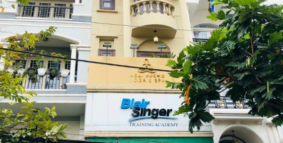 Bán nhà MTKD Nguyễn Ngọc Nhựt Q.Tân Phú DT 4x20m 4 Lầu st Gía 12.2 tỷ TL