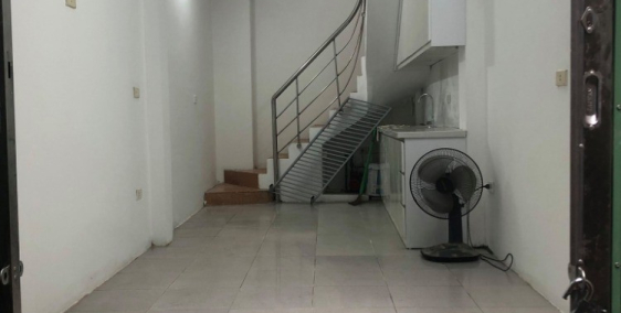 Bán nhà Quận Cầu Giấy 24m² x4T thông sàn-Gần phố!!