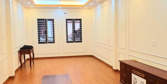 Nhà Đẹp – Ô Tô Đỗ Cửa Ở Ngay – Bạch Mai – 4.3 Tỷ - 37m2 – MT: 4m.