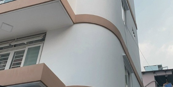 Bán nhà lầu 3 tầng 88m2 mới đẹp trung tâm quận 10 giá 5 tỷ