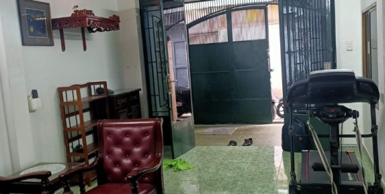 HXH Chạy Qua Nhà Nguyễn Văn CÔng 59m2 chỉ 5.65 Tỷ - Ngang Gần 5m