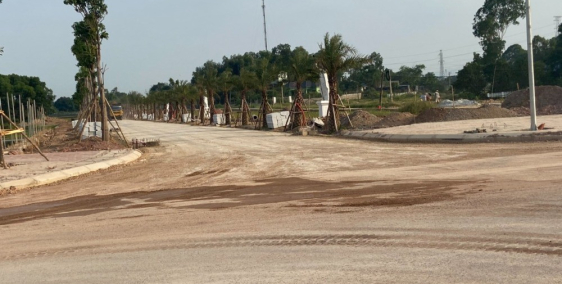 Tìm nhà đầu tư đất nền mặt đường 60m, kênh nước sạch Hồ Núi Cốc 60m