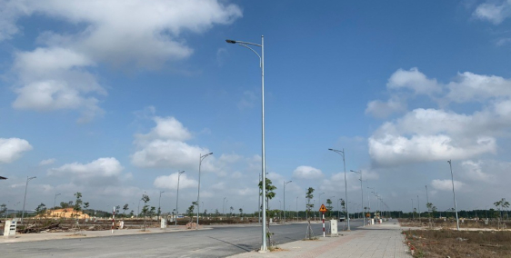 ĐẤT NỀN PHƯỚC TÂN-GIÁ ĐẦU TƯ CHỈ 1TY4- ĐỐI DIỆN SÂN GOFL LT LH 0385375115