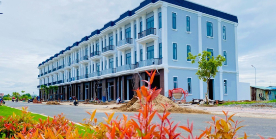 Đất nền MT chợ Hưng Long đã có sổ sẵn, chiết khấu cao, thanh toán trong 30 tháng