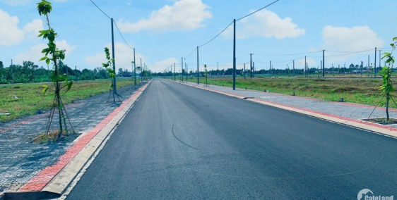 Bán đất mặt tiền QL Nam Sông Hậu giá chỉ từ 7tr/m2