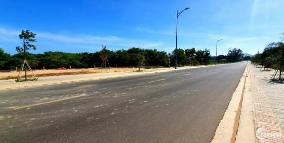 CHÍNH CHỦ CẦN BÁN ĐẤT MẶT TIỀN LÊ DUẨN - THỊ TRẤN ĐẤT ĐỎ