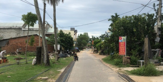 Bán nhanh đất Điện Tiến view đầm sen, mặt đường rộng, giá chỉ từ 4xx đã có sổ