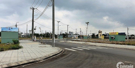 Lô góc 2MT đối diện công viên, nằm sát sông giá 3,64 tỷ