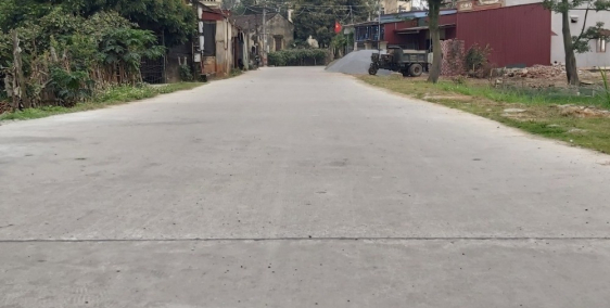 Em  Có 3 Lô Liền  Kề- Đường 7,5m Và Vỉa Hè 9m .