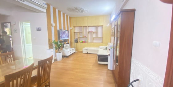 bán gấp căn hộ ngoại giao đoàn,2n2wc,2 tỷ 250,bao phí,bc nam rất mát, nhà mới