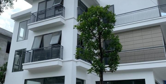 Bán BT mặt đường 25m,hướng đông Nam view hồ cuối cùng dự án Sol Lake Villa