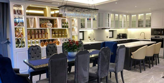 BÁN BIỆT THỰ VIP MẶT HỒ TÂY 100M 8 TẦNG MT 12M GIÁ HƠN 50 TỶ LH 0972472697