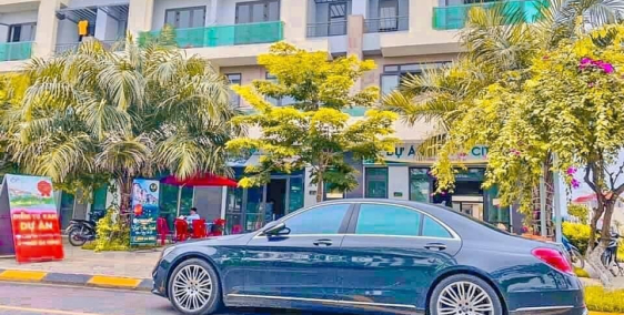 Bán Căn Shophouse 120m2, mặt đường 56m, DA Centacity Vsip Từ Sơn, Giá 12 tỷ