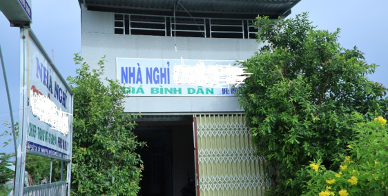 CẦN BÁN NHÀ NGHỈ MẶT TIỀN VỊ TRÍ ĐẸP TẠI XÃ THẠNH PHÚ, HUYỆN CÁI NƯỚC, TỈNH CÀ M