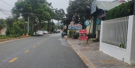 Biệt thự phong cách hiện đại đường Trần Quý Cáp Phường 9 Đà Lạt