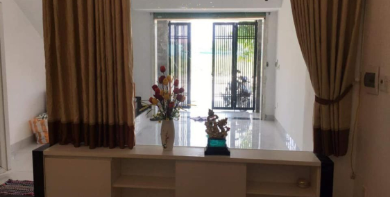 Chính chủ bán nhà 3 tầng 10 pn Mt Nguyễn Cơ Thạch. Đà Nẵng ngay gần Trường Sa