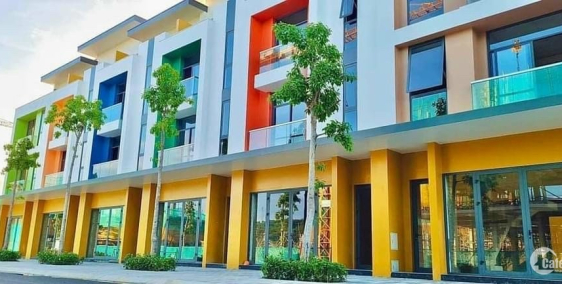 Bán nhà phố sổ hồng sở hữu vĩnh viễn ở Bãi Trường, Phú Quốc