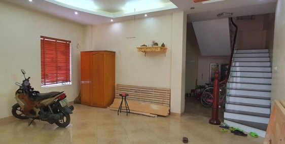 Siêu Hot Bán Nhà Chính Chủ Nguyễn Ngọc Vũ Cầu Giấy 68m Lô Góc SĐCC