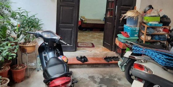 Bán đất Tặng nhà, DT 50m2, MT 4,3m, Chỉ 3,6 tỷ, Nguyễn Khoái, Hai Bà Trưng