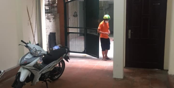 Bán nhà Cực lớn, DT 95m, MT 4,33m, Ô tô, Thang máy, Ngõ thông, Giáp Bát