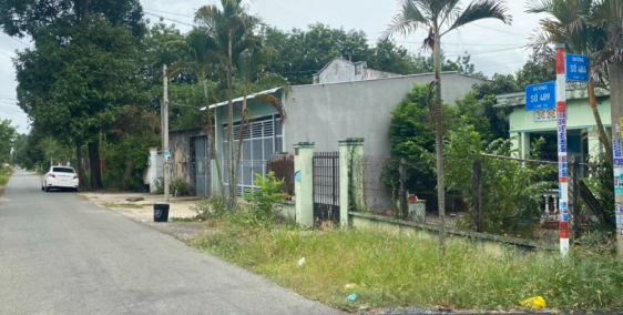 Bán Nhà MT đường 489,xã Phạm Văn cội, Củ Chi, DT: 213m2 giá  2tỷ400TR