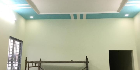 Bán nhà 4 x 15 xe hơi đậu cửa, khu dân cư đông đúc , nhà mới về ở ngay