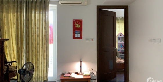 Chính chủ cần cho thuê căn hộ nhà B6 tầng 4 Phạm Ngọc Thạch Trung Tự Đống Đa HN