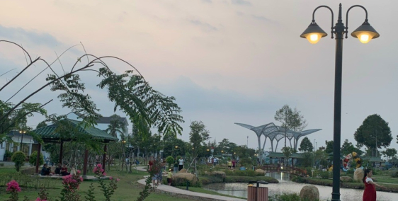 Mua đất tặng tiền cho khách hàng thiện chí