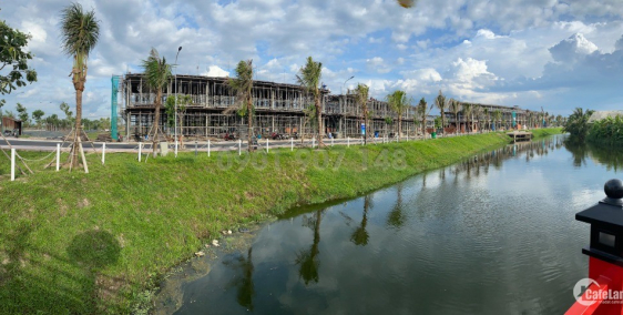 Bán gấp lô đất 100m2 sổ hồng giá rẻ Bình Chánh - Long An, LH Phụng thương lượng