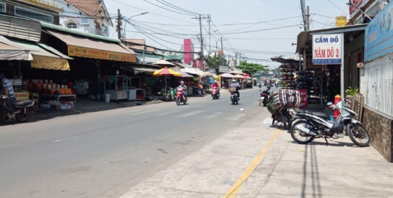 BÁN lô cặp Đức Hòa ĐỐI DIỆN CÔNG VIÊN giá TỐT 2 tỷ 6