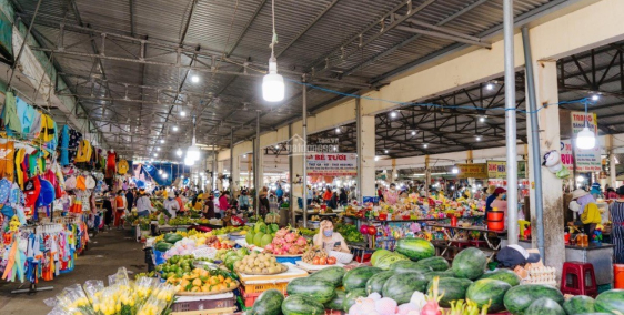 Cần bán 4 lô đối diện chợ Điện Nam Trung, kinh doanh rất tốt