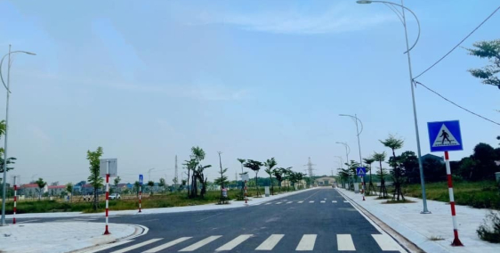 Nhượng lại 1 số lô sát Trung tâm TM và trường MN - dự án Vinaconex 3, hướng đông