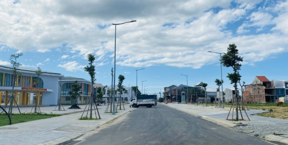 BÁN LÔ HƯƠNG SƠ NGUYỄN VĂN LINH SẠCH ĐẸP KHÔNG CỐNG TRỤ ĐƯỜNG 16,5M