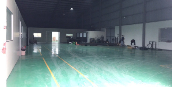 Cho thuê xưởng 700m2 KCN Đại Đồng , sàn epoxy, giá 75k/m2 vào được ngay