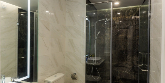 Toà nhà căn hộ chung cư cao cấp Hateco Laroma , cách ĐH Ngoại Thương 400m