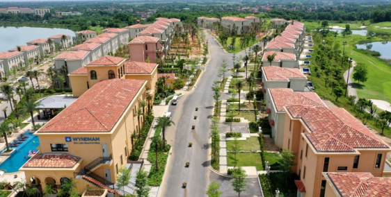 WYNDHAM SKY LAKE - Quỹ hàng ĐỘC QUYỀN mặt hồ đẹp nhất dự án - Nhận booking UT1 -