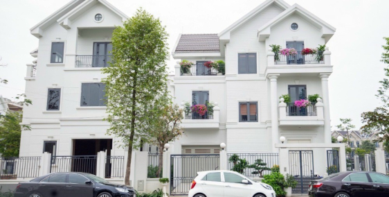 cần bán căn biệt  thự diện tích 156m2 hướng Đông Nam