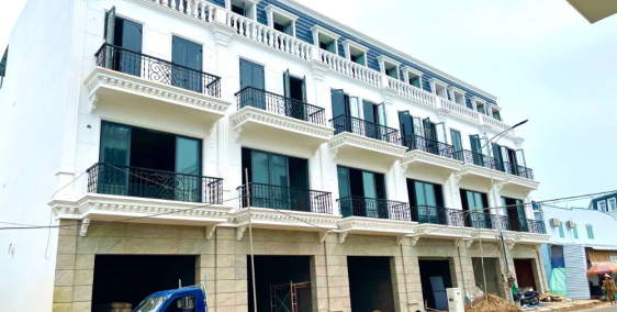 XỊN SÒ KHU NHÀ MẶT PHỐ NGAY TRUNG TẬP CHỢ THỚI LAI