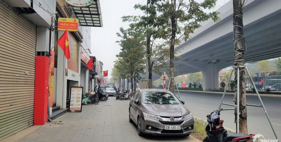 Nhà mặt phố Phạm Văn Đồng. Vỉa hè, ô tô, Kinh doanh. 160m2 MT9.5m 38tỷ