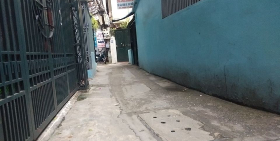 Bán nhà QUAN THỔ– 32m2– 5 tầng – Vị trí Đắc địa – giá hơn 3 tỷ